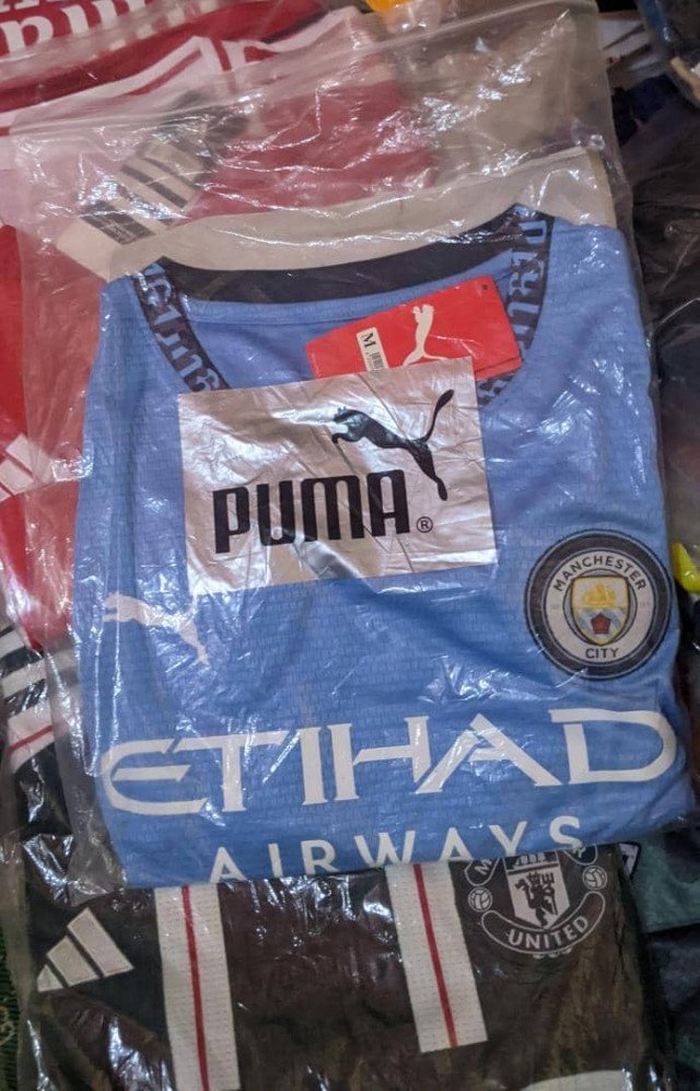 T-Shirts (Jezz)
